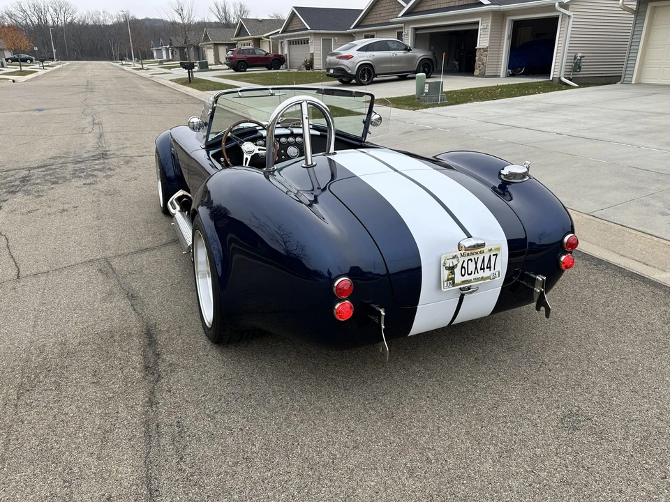 Shelby Cobra Replica - Image 21 of 31