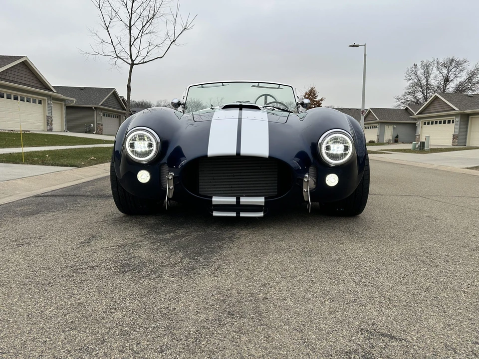 Shelby Cobra Replica - Image 13 of 31