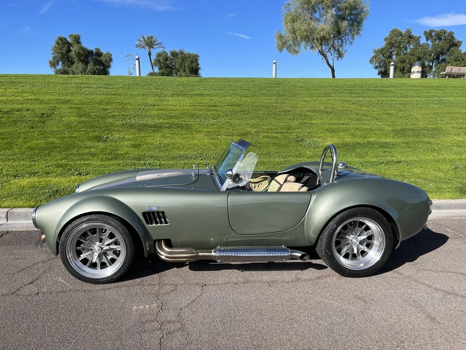 Shelby Cobra Replica - Image 3 of 31