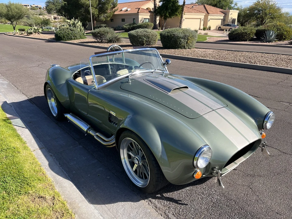 Shelby Cobra Replica - Image 8 of 31
