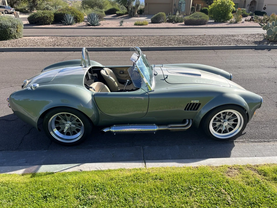 Shelby Cobra Replica - Image 7 of 31