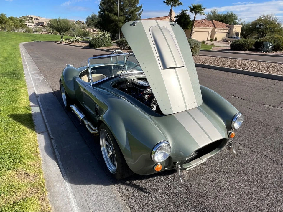 Shelby Cobra Replica - Image 9 of 31