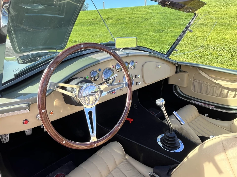 Shelby Cobra Replica - Image 20 of 31