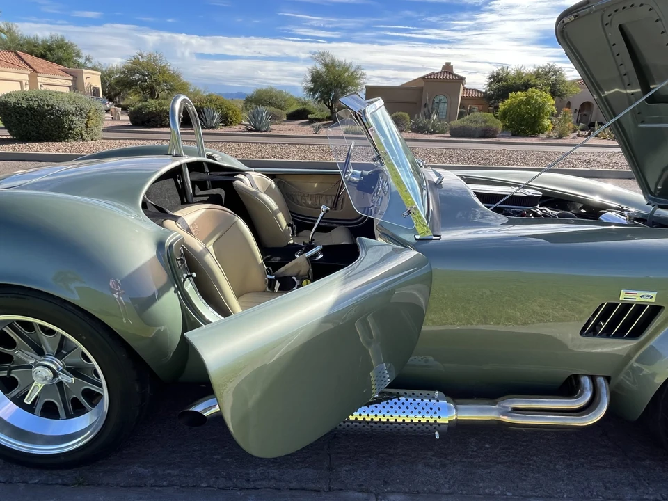Shelby Cobra Replica - Image 12 of 31