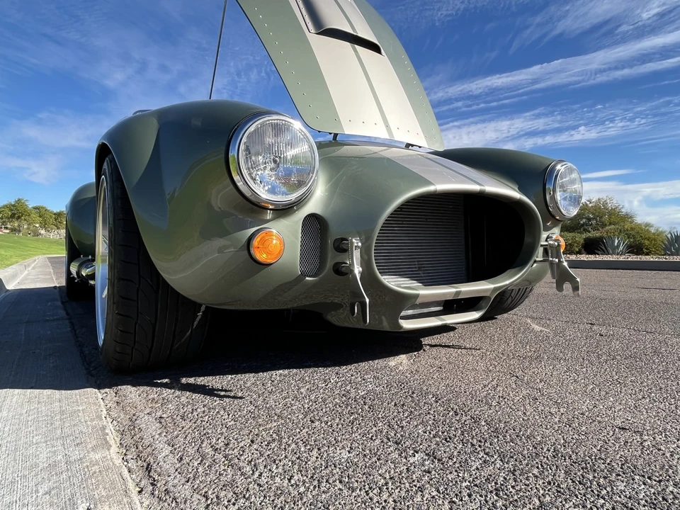 Shelby Cobra Replica - Image 10 of 31