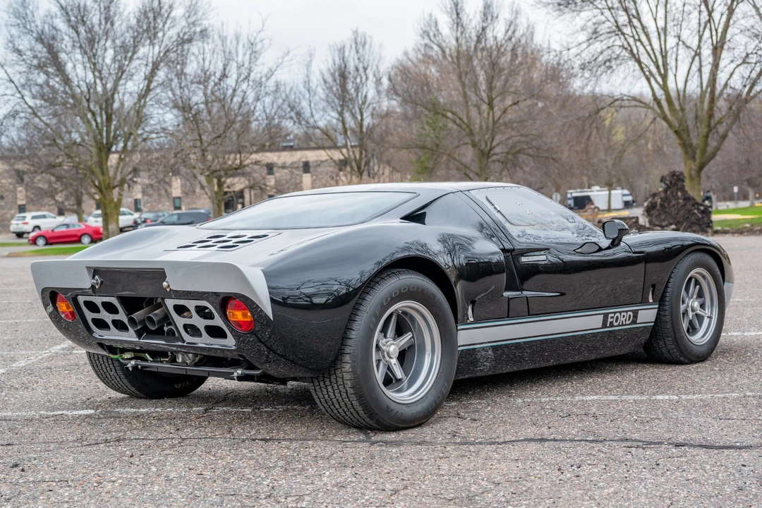 Ford Replica - Image 22 of 31