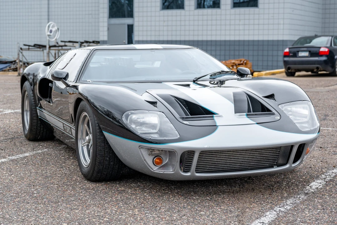 Ford Replica - Image 30 of 31