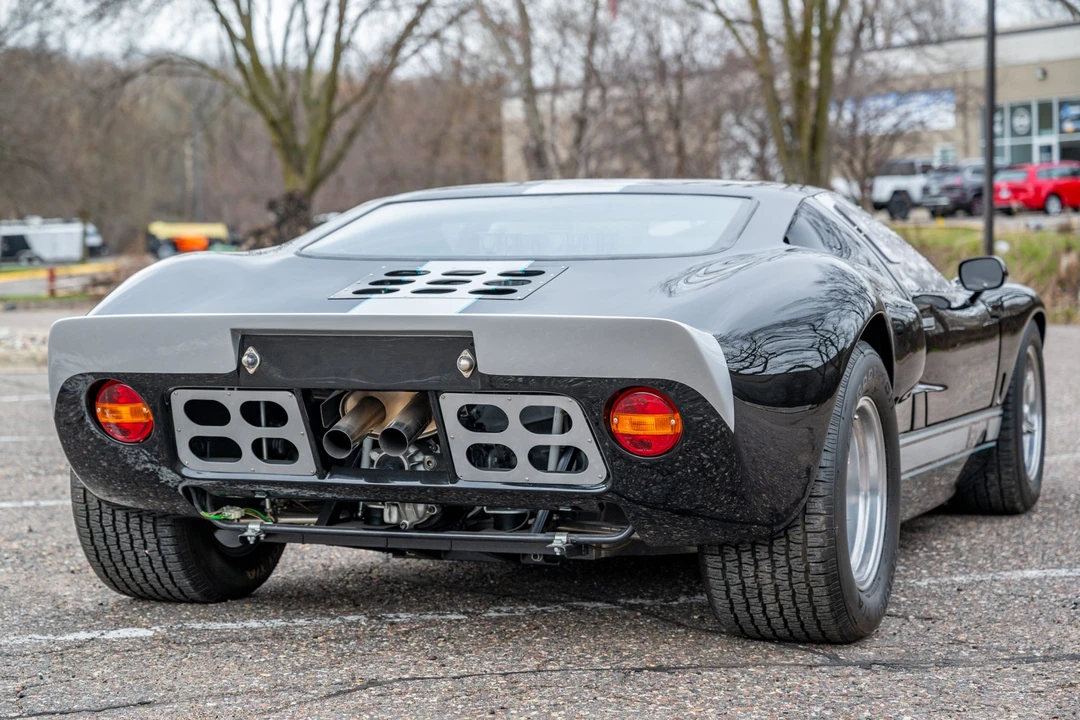 Ford Replica - Image 19 of 31