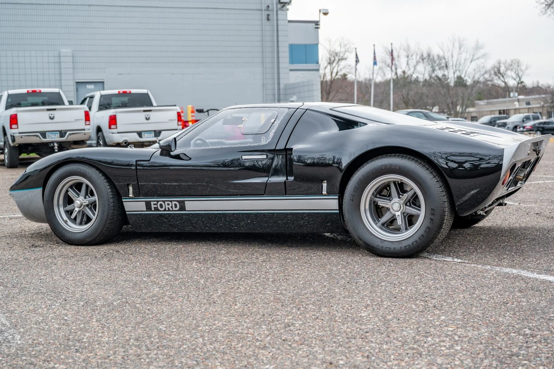 Ford Replica - Image 12 of 31