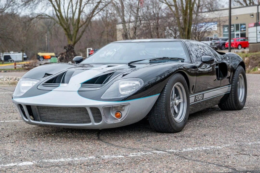 Ford Replica - Image 6 of 31