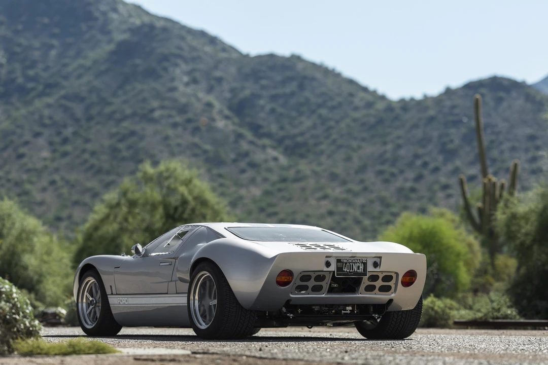 Ford Replica - Image 14 of 31