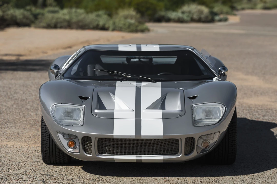 Ford Replica - Image 6 of 31