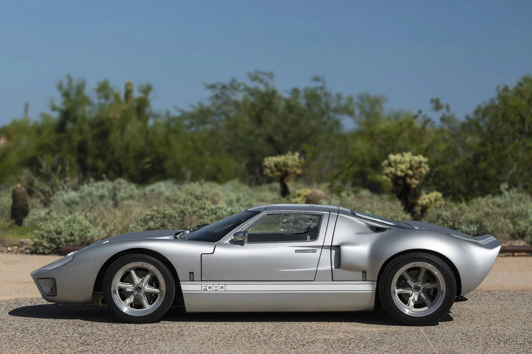 Ford Replica - Image 12 of 31