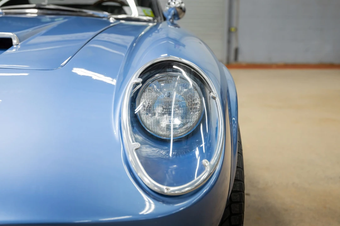 Fiat 124 Sport Spider - Image 23 of 31