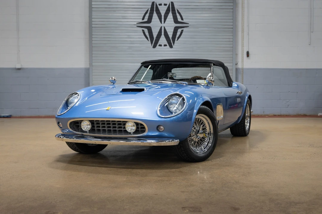 Fiat 124 Sport Spider - Image 8 of 31
