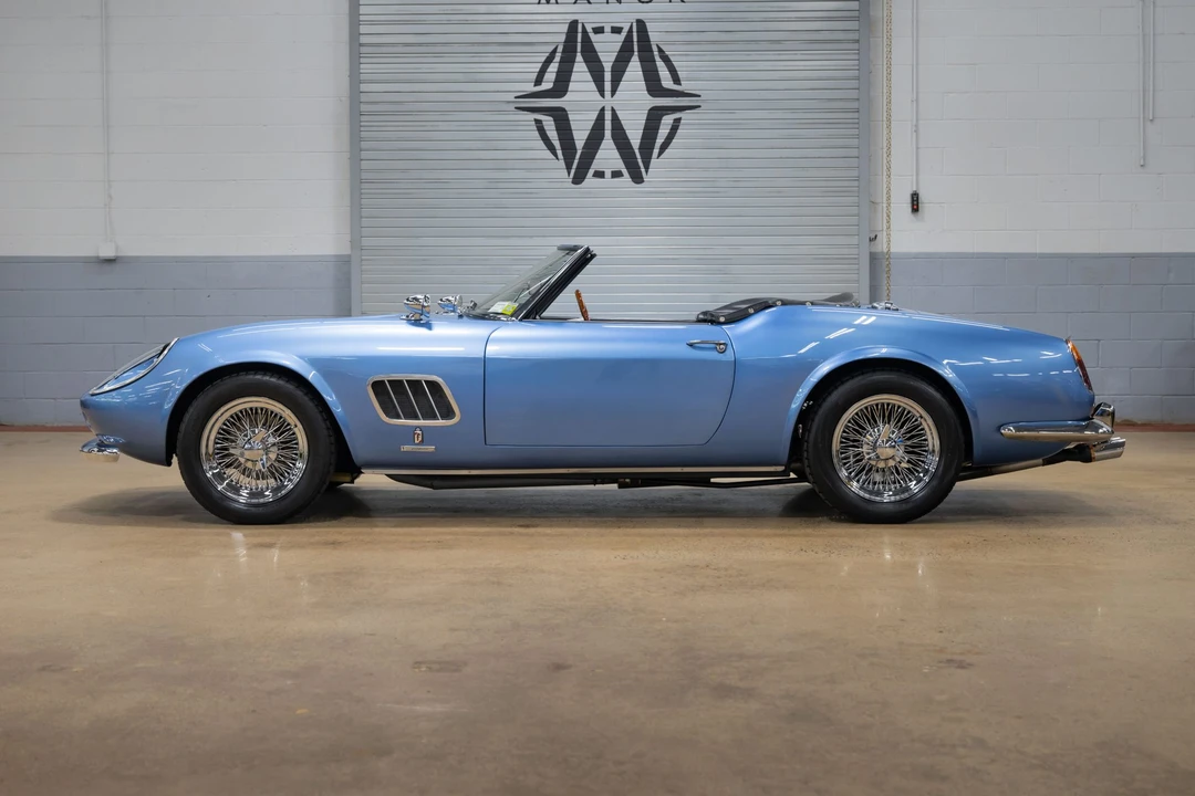 Fiat 124 Sport Spider - Image 10 of 31