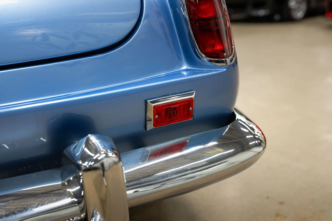 Fiat 124 Sport Spider - Image 26 of 31