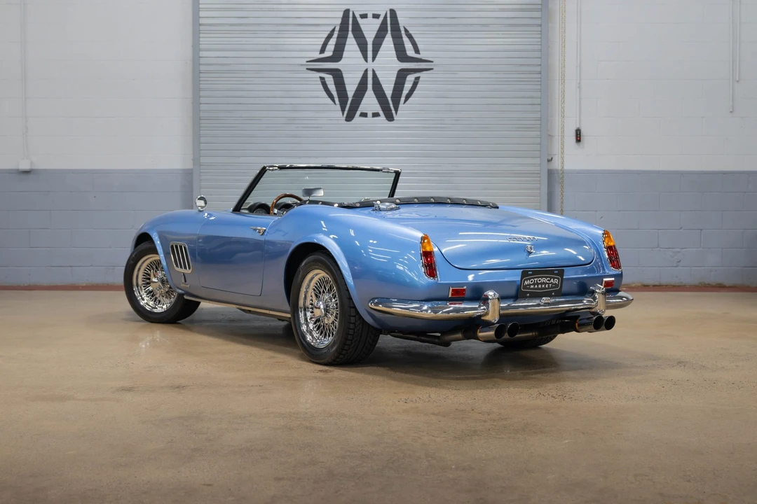 Fiat 124 Sport Spider - Image 11 of 31