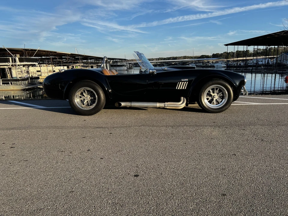 Shelby Cobra Replica - Image 14 of 31