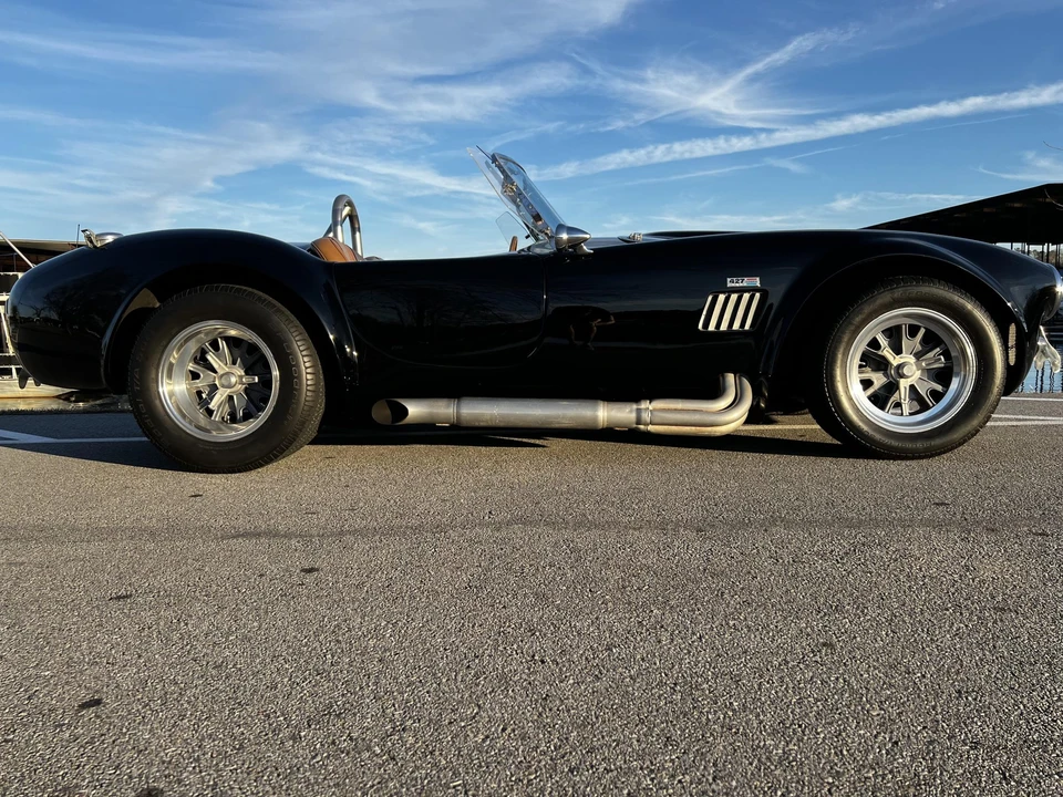 Shelby Cobra Replica - Image 16 of 31