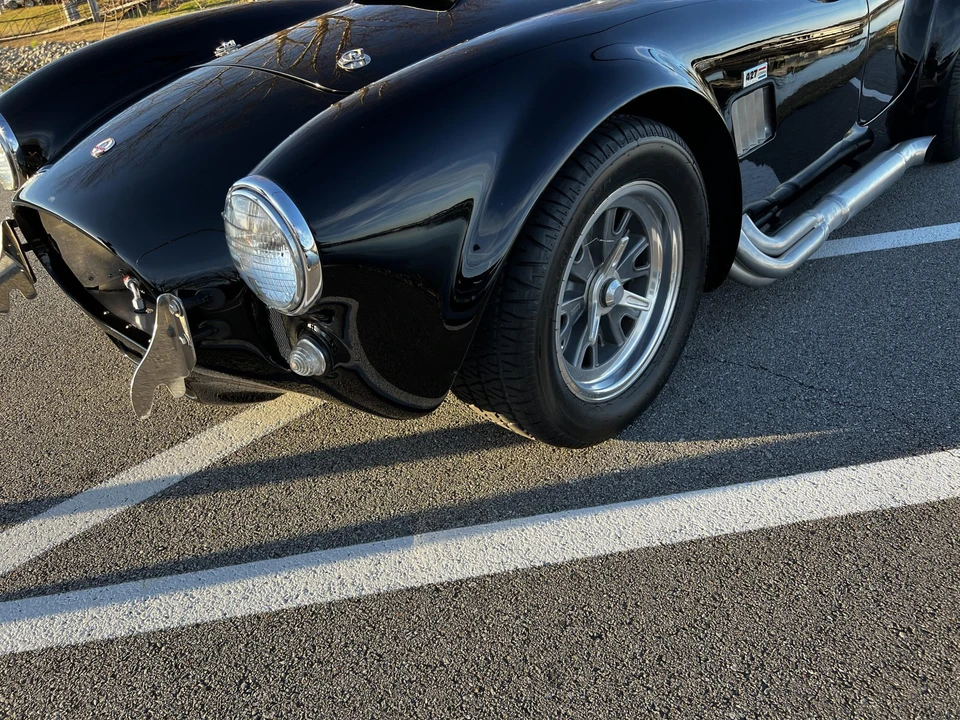 Shelby Cobra Replica - Image 29 of 31