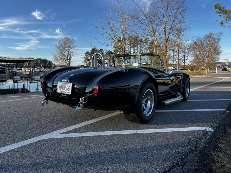 Shelby Cobra Replica - Image 10 of 31