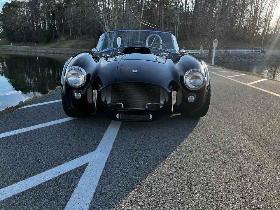 Shelby Cobra Replica - Image 22 of 31