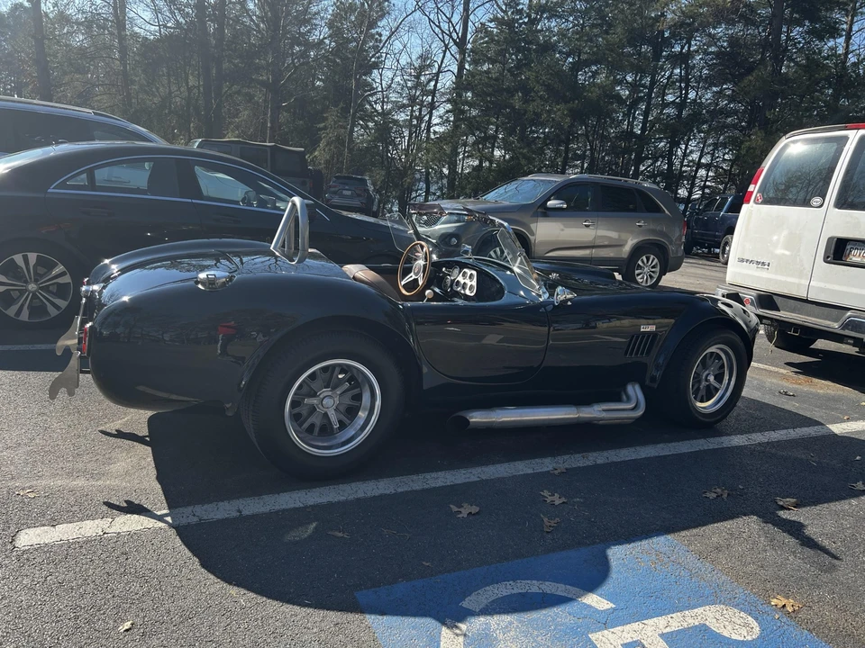 Shelby Cobra Replica - Image 13 of 31