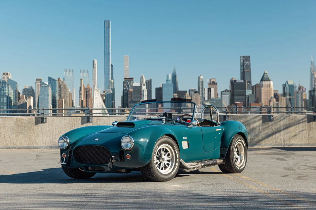 Shelby Cobra Replica - Image 6 of 31