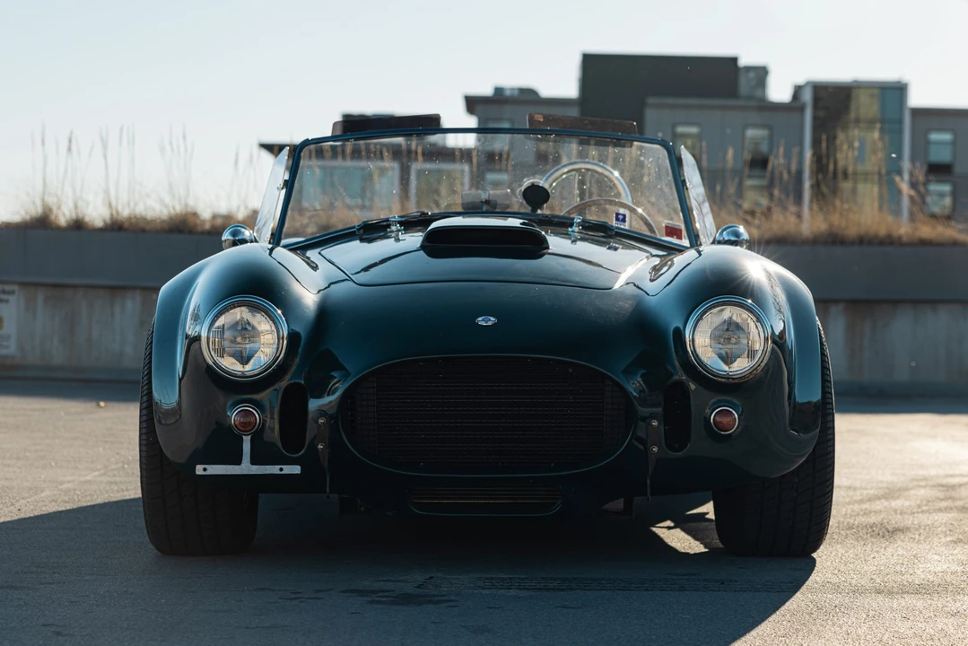 Shelby Cobra Replica - Image 18 of 31
