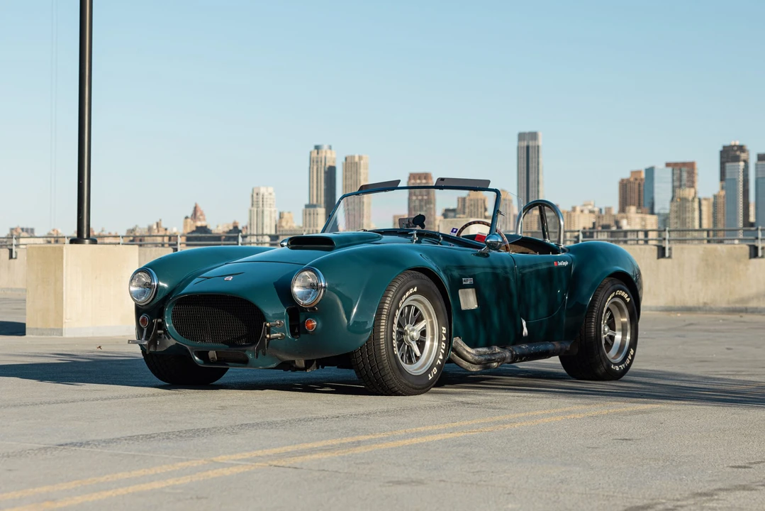 Shelby Cobra Replica - Image 3 of 31