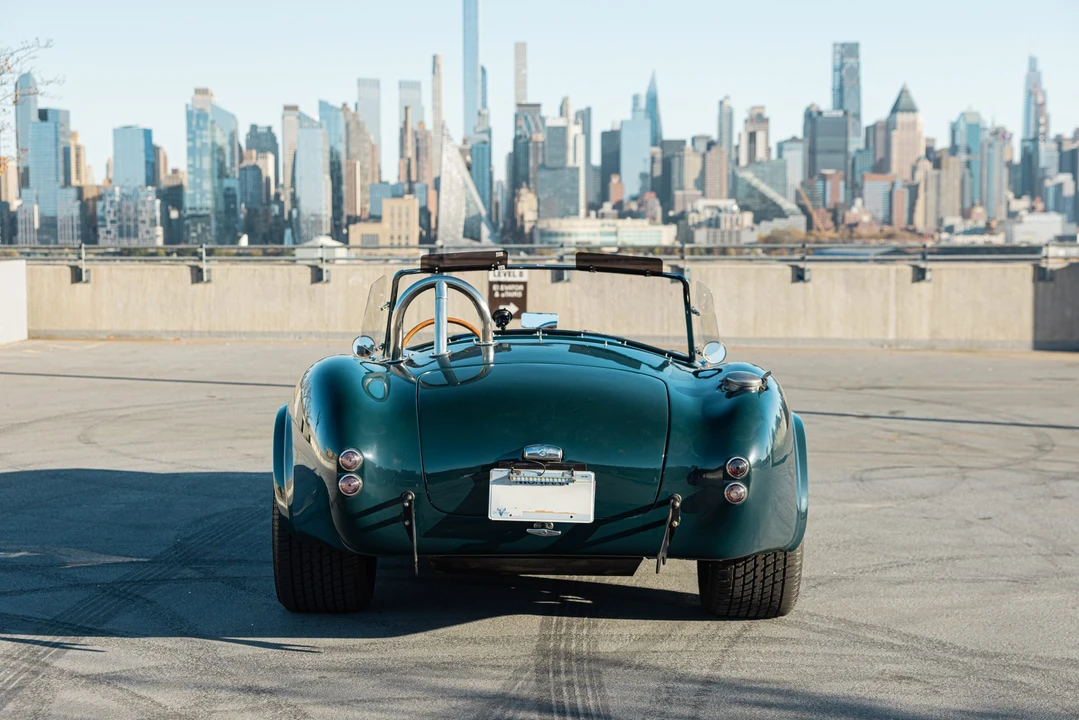 Shelby Cobra Replica - Image 11 of 31