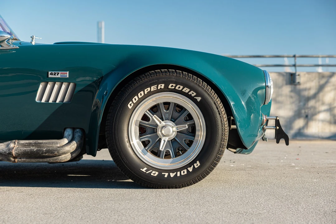 Shelby Cobra Replica - Image 29 of 31