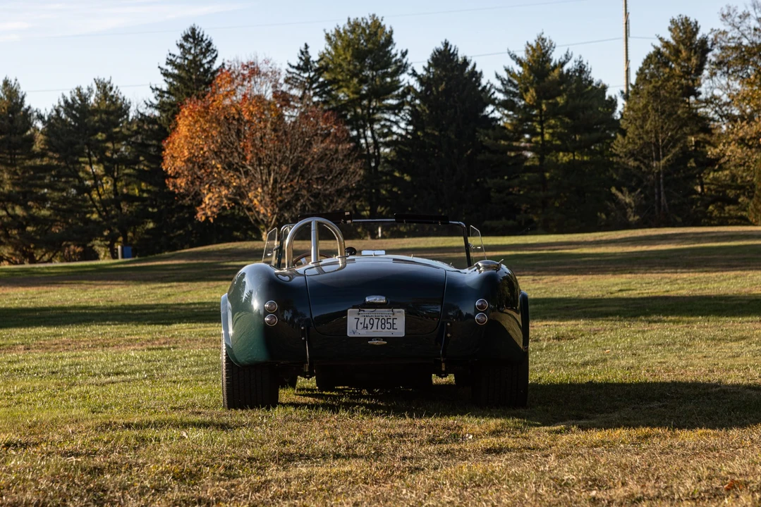 Shelby Cobra Replica - Image 23 of 31