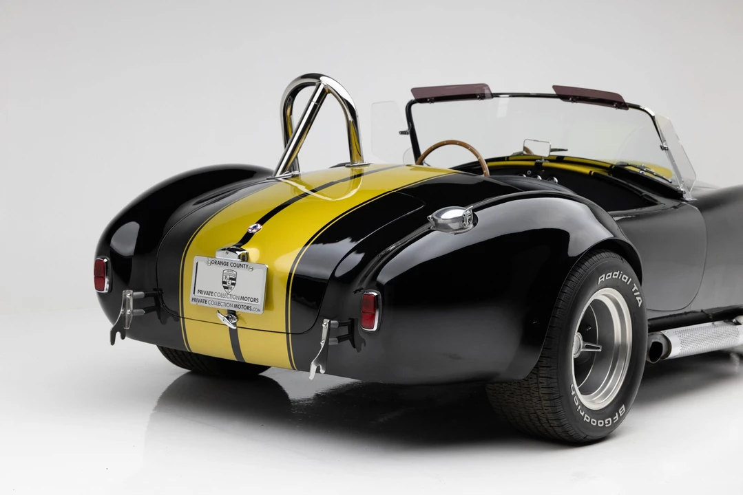 Shelby Cobra Replica - Image 19 of 31