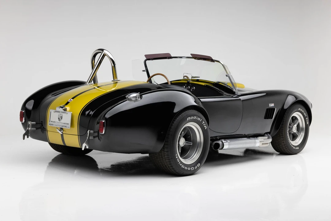Shelby Cobra Replica - Image 7 of 31