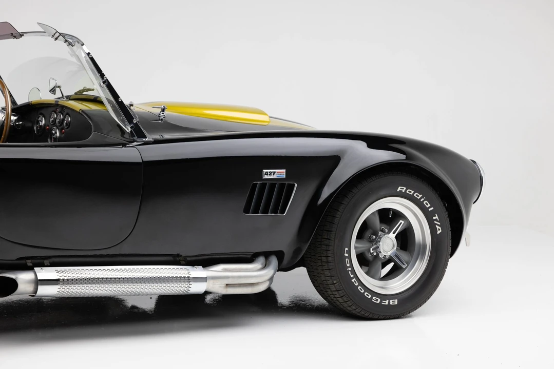 Shelby Cobra Replica - Image 23 of 31