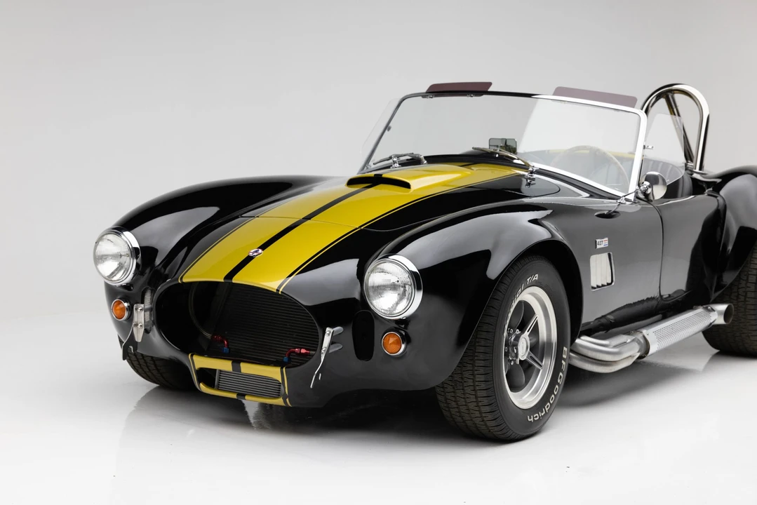 Shelby Cobra Replica - Image 12 of 31