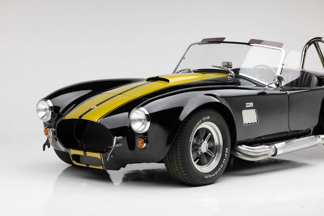 Shelby Cobra Replica - Image 13 of 31