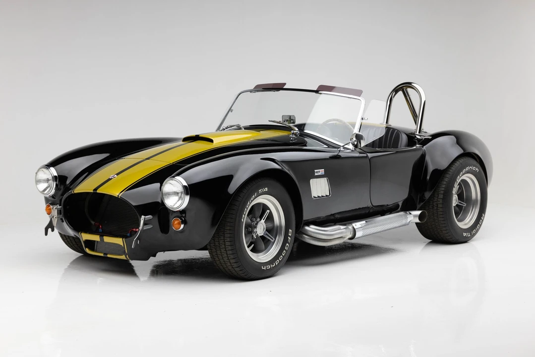 Shelby Cobra Replica - Image 3 of 31