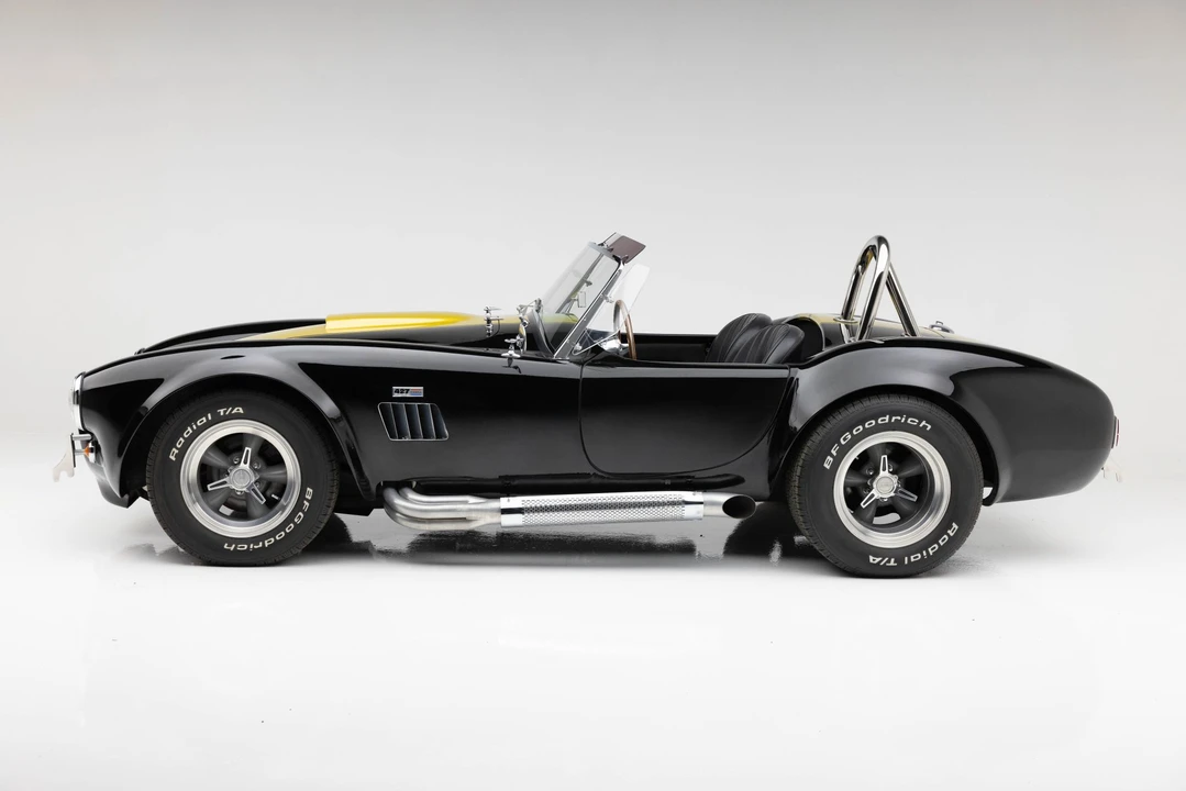 Shelby Cobra Replica - Image 5 of 31