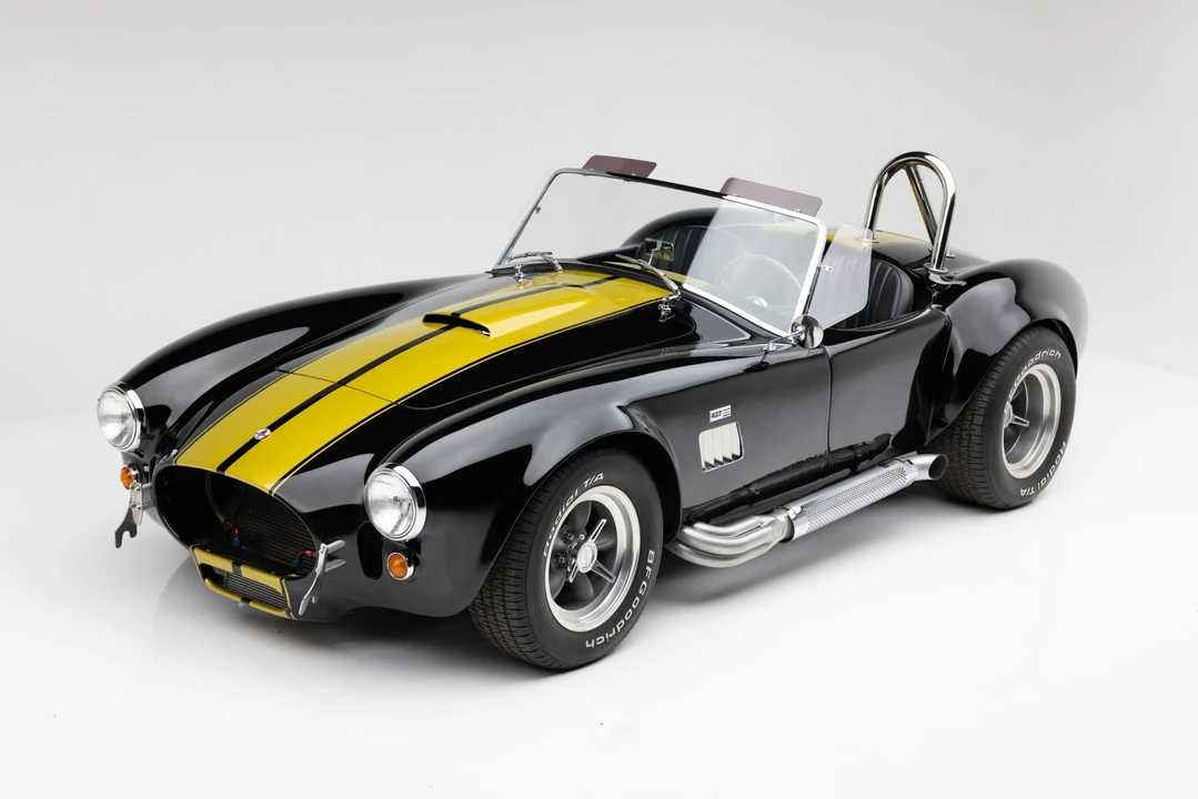 Shelby Cobra Replica - Image 2 of 31