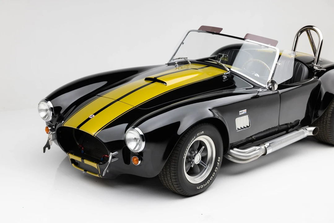 Shelby Cobra Replica - Image 14 of 31