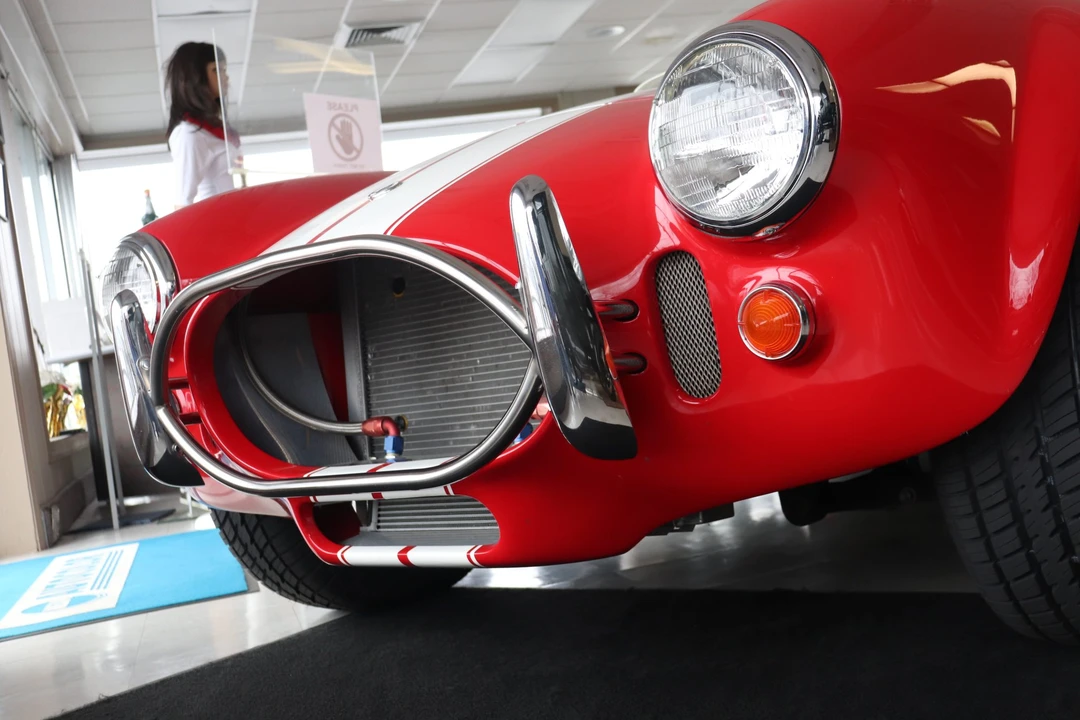 Shelby Cobra Replica - Image 16 of 31