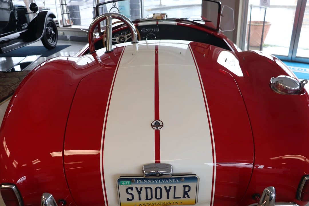 Shelby Cobra Replica - Image 23 of 31