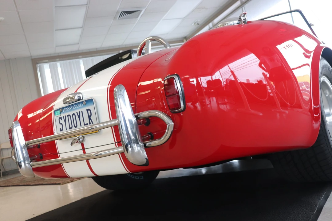 Shelby Cobra Replica - Image 24 of 31