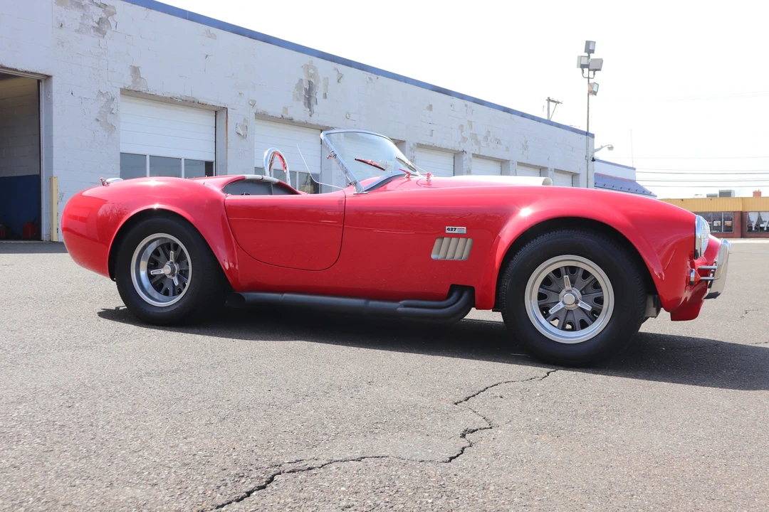 Shelby Cobra Replica - Image 11 of 31
