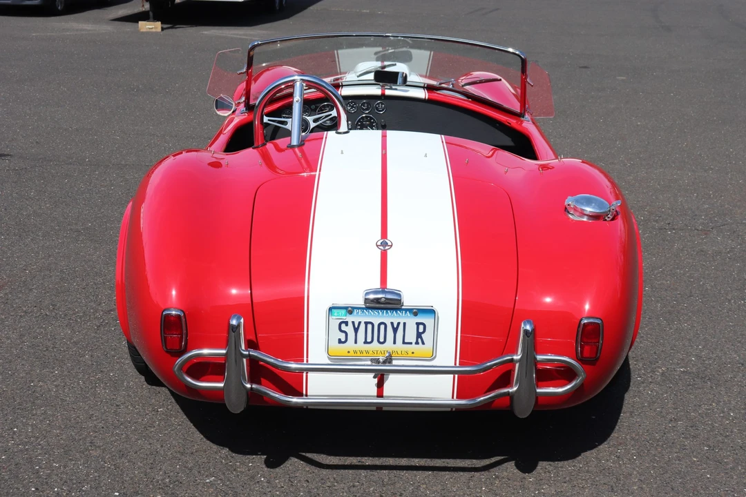 Shelby Cobra Replica - Image 8 of 31