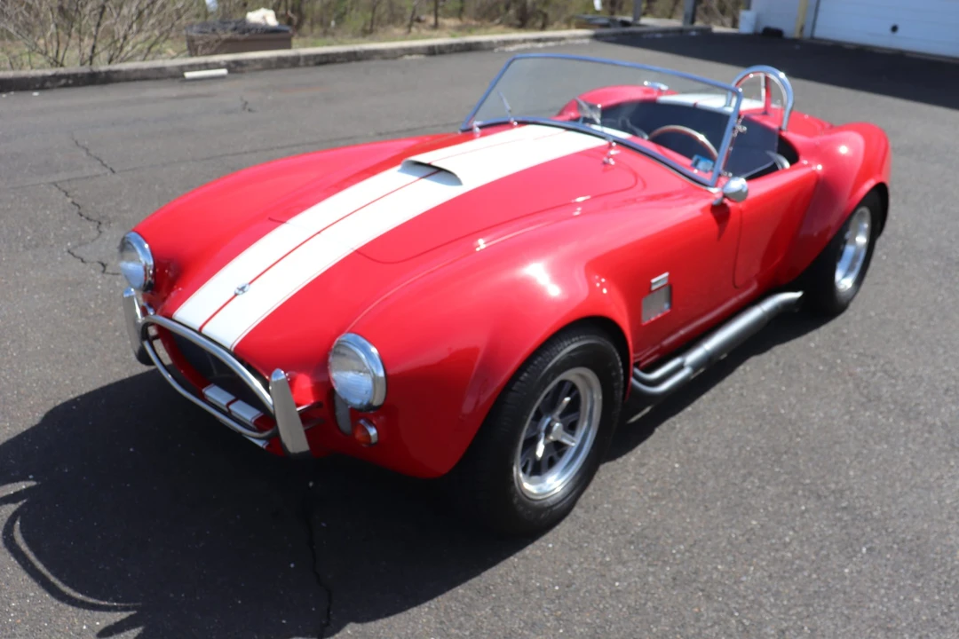 Shelby Cobra Replica - Image 15 of 31