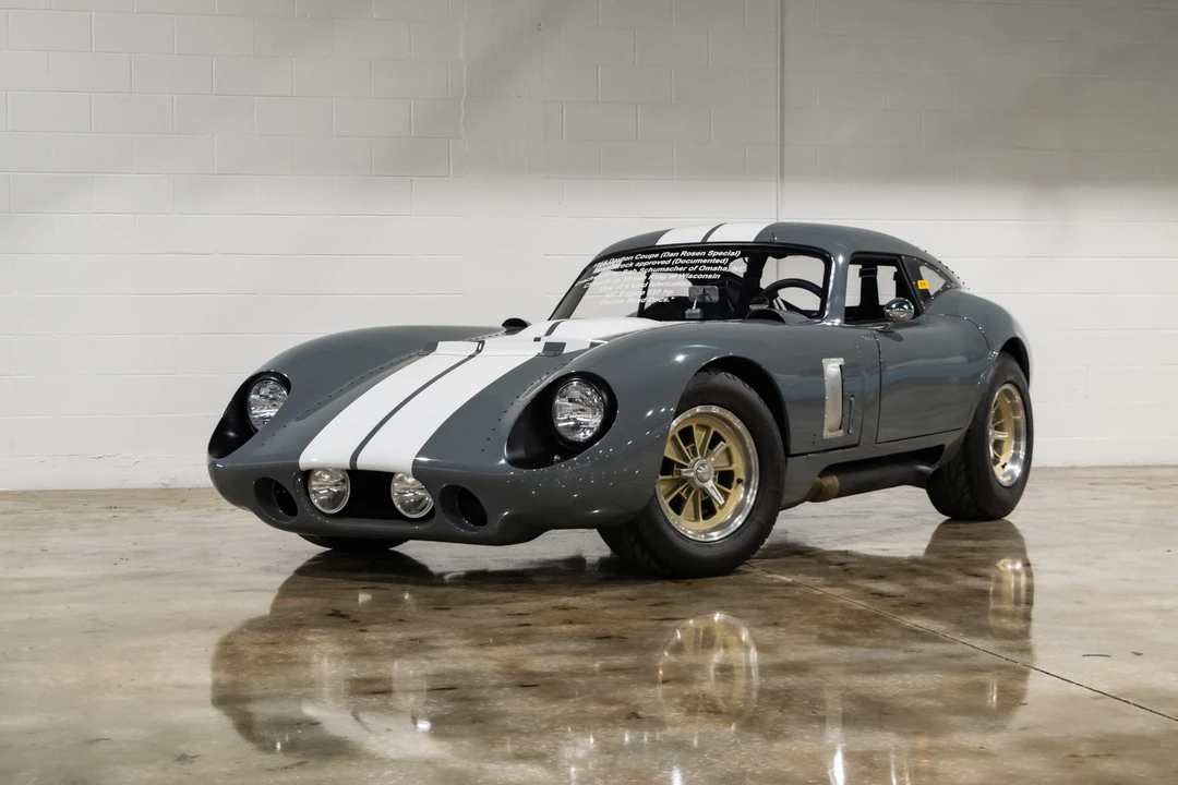 Shelby Daytona Replica - Image 7 of 31
